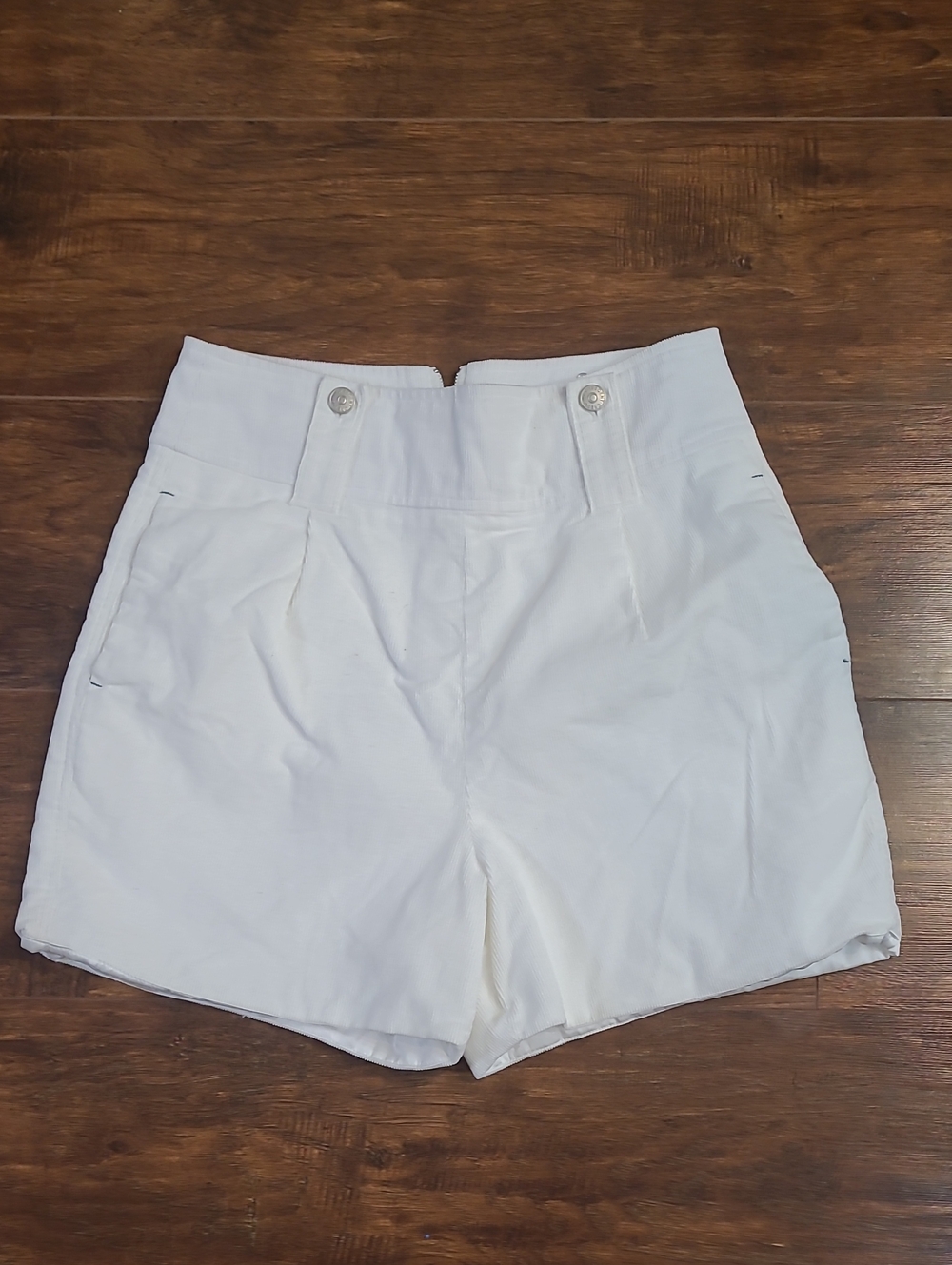 Crescent High-Waist White Tailored Shorts Cotton Size M